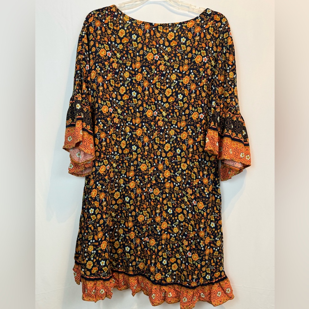 NWT AVENUE Harper Black Orange Floral Border Print Tunic Top Plus Size 16 Blouse - Picture 2 of 5